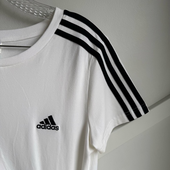 Adidas Sportswear ESSENTIALS 3 STRIPES BABY T-shirt Jersey Crop Top B&W size L - Picture 11 of 11